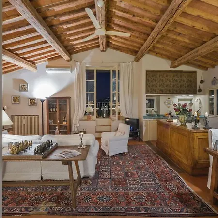 Charming Altana With Tower View * Firenze