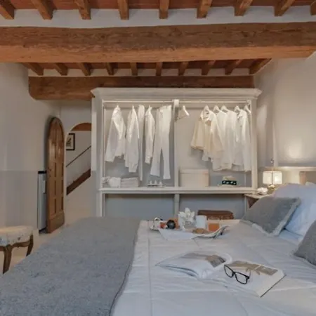 Charming Altana With Tower View Firenze